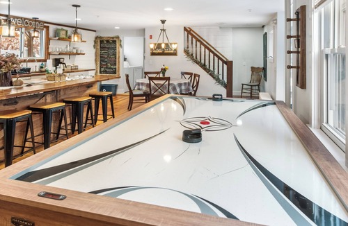 Colrain House | Couples 2 Bedroom Retreat - Hot Tub- Air Hockey -Close to ShelburneFalls