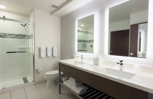 Harlow Hotel | Courtyard by Marriott Eugene Downtown