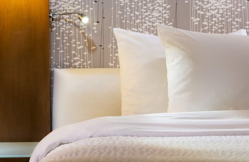 Downtown Minneapolis Hotel | Courtyard by Marriott Minneapolis Downtown