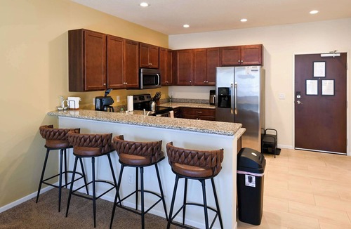 Kutzky Park Apartment | Cozy 1 Bedroom 1 Bathroom Near Mayo Clinic