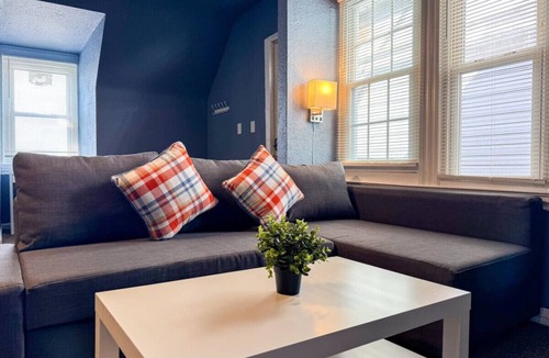 Mount Oliver Apartment | Cozy 1BR Apt with 5 Beds and WIFI