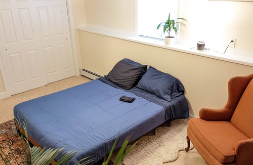 Huntington Apartment | Cozy 2 BR Attached Apt On The Huntington River