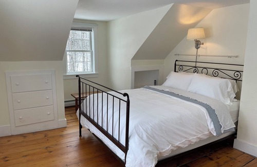Greensboro Other | Cozy 3-bedroom farmhouse in VT's idyllic NEK
