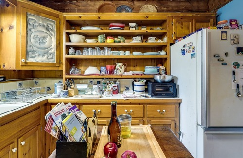 Town of Beekmantown Cabin | Cozy Adirondack Cabin Retreat in West Chazy!
