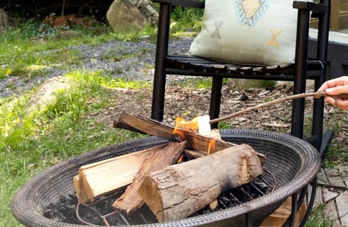 Keene Cabin | Cozy Adirondack Mountain Cottage with AC, WiFi