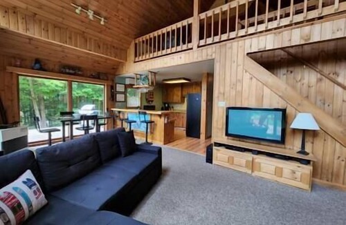 Whippleville House | Cozy AFrame Cabin w/Hot Tub overlooking Titus Mtn