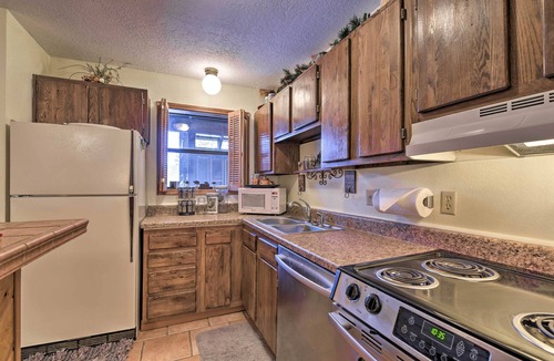 Angel Fire Condo | Cozy Angel Fire Condo < Half Mi to Resort!
