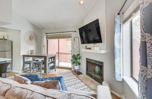 Angel Fire Apartment | Cozy Angel Fire Condo - Walk to Ski Lift!