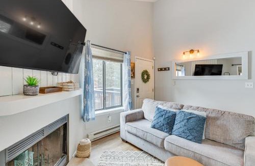 Angel Fire Apartment | Cozy Angel Fire Condo - Walk to Ski Lift!