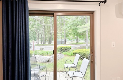 Bartlett Condo | Cozy Attitash Mtn Resort Condo with Full Amenities