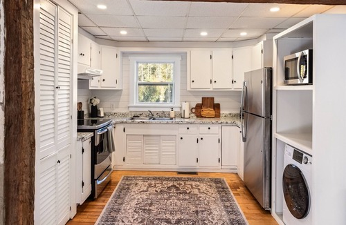 East Dorset Other | Cozy Benedict Farm House by South Village Pond