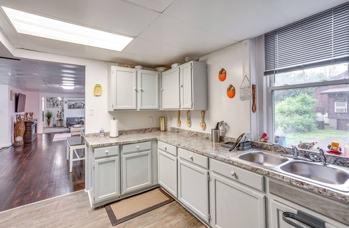 Chester Apartment | Cozy Berkshires Vacation Rental Near Hiking!