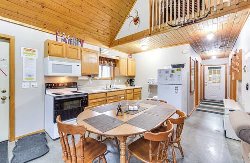 Birchwood Cabin | Cozy Birchwood Retreat on UTV Trail w/Hot Tub!