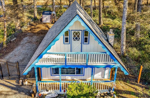 Copalis Beach Cabin | Cozy Cabin Close to Copalis Beach & the Pacific