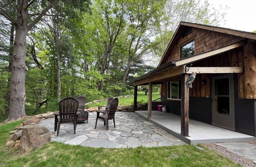 Strum Cabin | Cozy Cabin Retreat