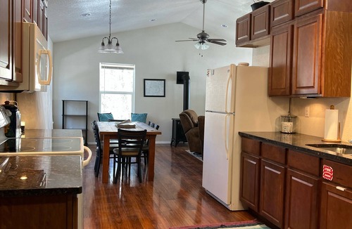 Red River Cabin | Cozy Cabin