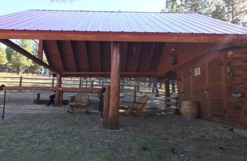 Angel Fire Cabin | Cozy Cabin with StunningMountainViews near Resort