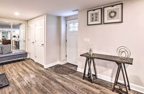 East Walnut HIlls Apartment | Cozy-Chic Cincy Apartment < 4 Mi to Dtwn & Stadium