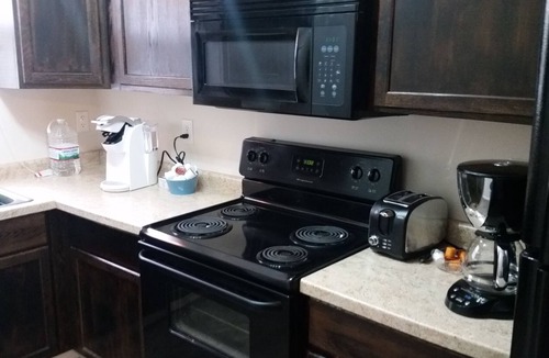 Holy Cross House | Cozy Comfortable 2 bedroom home