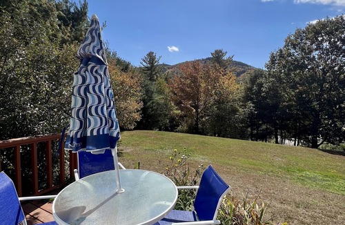Bennington Condo | COZY CONDO ACROSS THE STREET FROM CROTCHED MOUTIAN SKI&RIDE