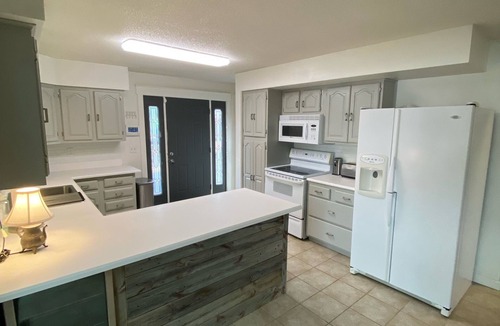 Brice Prairie House | Cozy Corner Cottages-3 Bedroom House Rental