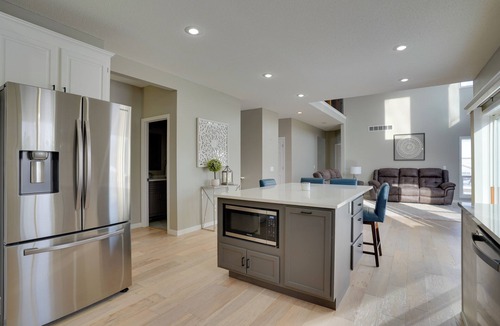 Eden Prairie House | Cozy Eden Prairie Home < 21 Mi to Twin Cities