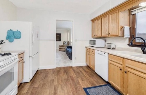 Saint Paul Park House | Cozy Family Friendly House by Park. Available for extend stays.