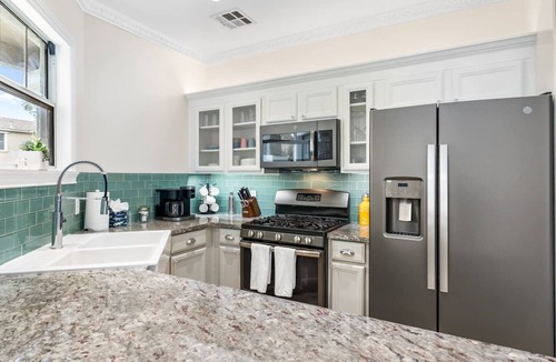 The Gardens House | Cozy Gilbert Home - Pool Access + Pet Friendly!