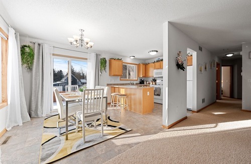 Payne - Phalen House | Cozy Home- 2 King/2 Queen , 5 minutes to DT St. Paul