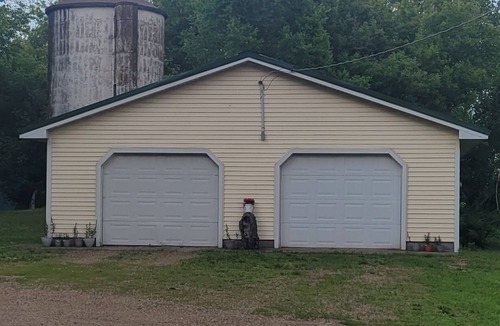 New Richmond House | Cozy home near Cedar Lake Speedway and Apple River in New Richmond. Sleeps 7