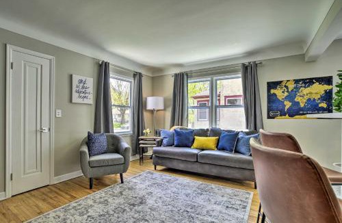 Hiawatha House | Cozy Home WiFi, Parking, 5 Mi to Dtwn Mpls!