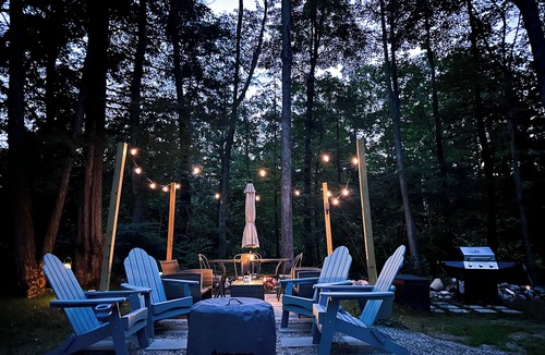 Salisbury Cottage | Cozy home with views of and access to Lake Dunmore; Short distance to Middlebury