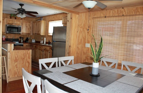 South Hero House | Cozy lakefront home with expansive views 25 minutes from Burlington