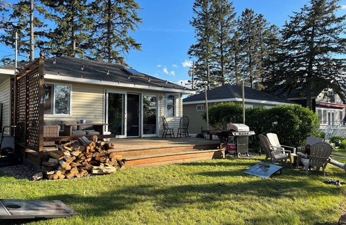 Breezy Point Cabin | Cozy Lakeview Cabin in the heart of Breezy Point Resort