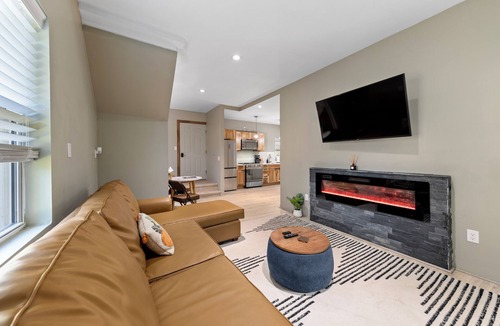 Lake Placid Apartment | Cozy Modern Home