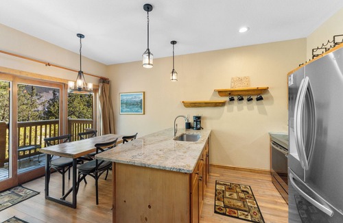 Lakeside Village Condo | Cozy Mountain Hideaway in Keystone — Relax in Peace, Ski in Minutes!