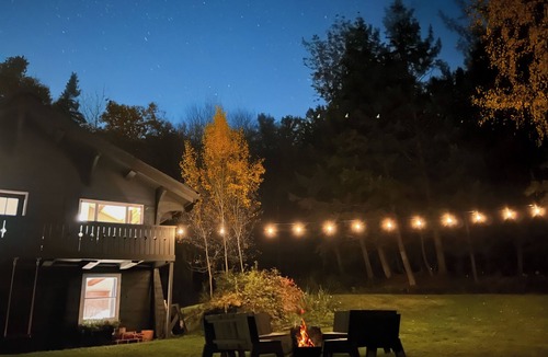 Stowe Hollow Ski Chalet | Cozy Pet- & Family-Friendly Chalet Near Stowe Mountain Resort