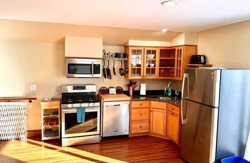 Manchester Center Apartment | Cozy private apartment with winter views of Mt Equinox