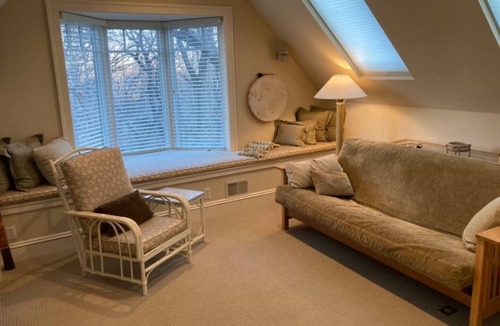 Cedar-Isles-Dean House | Cozy Single-family home