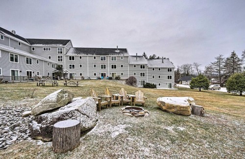Londonderry Apartment | Cozy Ski-InandSki-Out Condo on Magic Mountain