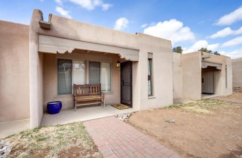 Northeast Santa Fe Apartment | Cozy Southwest Style Santa Fe Condo!