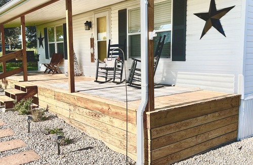 Plummers Landing House | Cozy Sunset Cottage on the family farm near Cave Run Lake and Morehead State