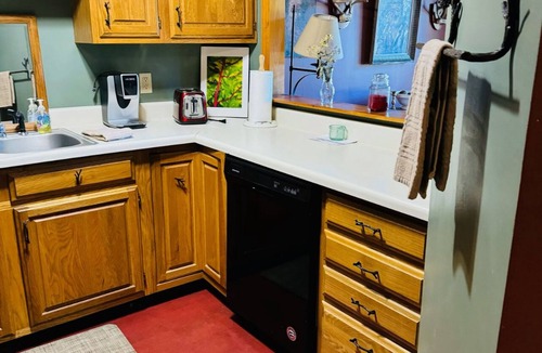 Lake Placid House | Cozy Town Home Overlooking Amazing Whiteface Golf Club - rental permit #200220