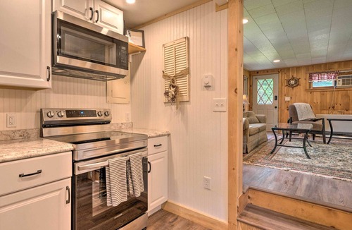 Lisbon Cabin | Cozy White Mountains Getaway w/ Wood Fire Pit