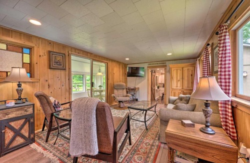 Lisbon House | Cozy White Mountains Getaway with Wood Fire Pit