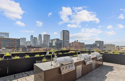 Warehouse District Apartment | CozySuites NLG w pool, bowling alley, sauna #25