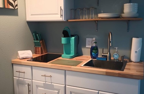 New Smyrna Beach Apartment | Cute Studio just 2 blocks from New Smyrna Beach & Flagler Ave.