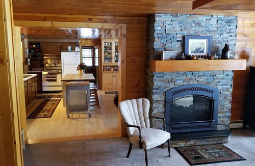 Crivitz Cottage | DASLR will Keep You Coming Back