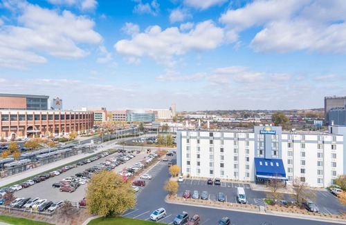 Prospect Park Hotel | Days Hotel by Wyndham University Ave SE