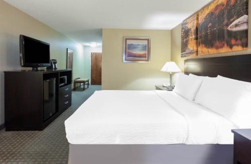 Plattsburgh Hotel | Days Inn by Wyndham Plattsburgh